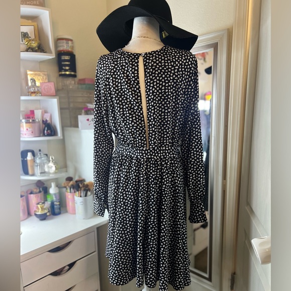 She+Sky sz L drop waist tie belt long sleeved black flounce  dress 0479 - Picture 3 of 4